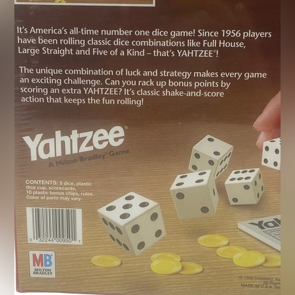Vintage Yahtzee 1998 Milton Bradley Company Game Night Family Game Complete New - Picture 9 of 11